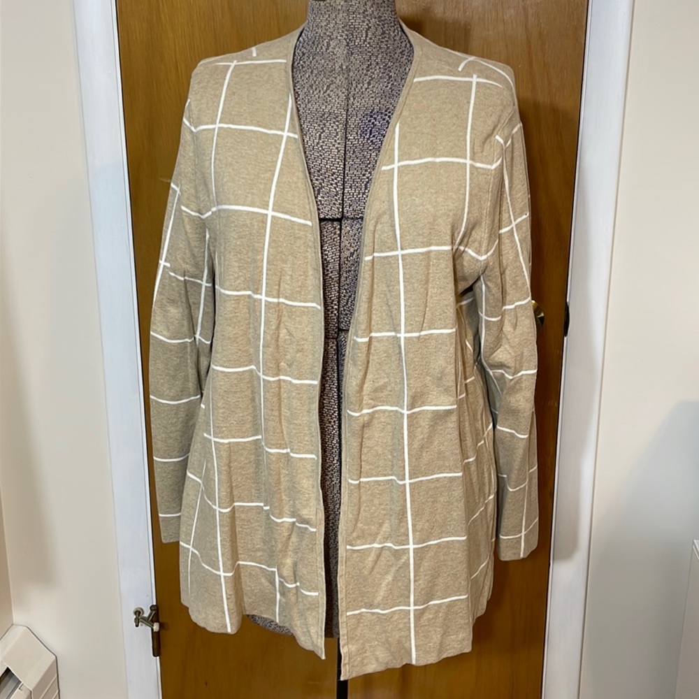 Talbots Womens XL Tan and White Heavy Cardigan